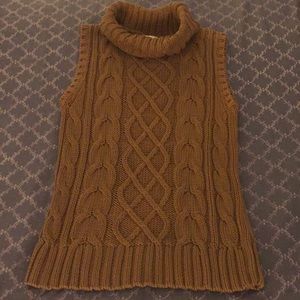 Jones New York sleeveless turtleneck